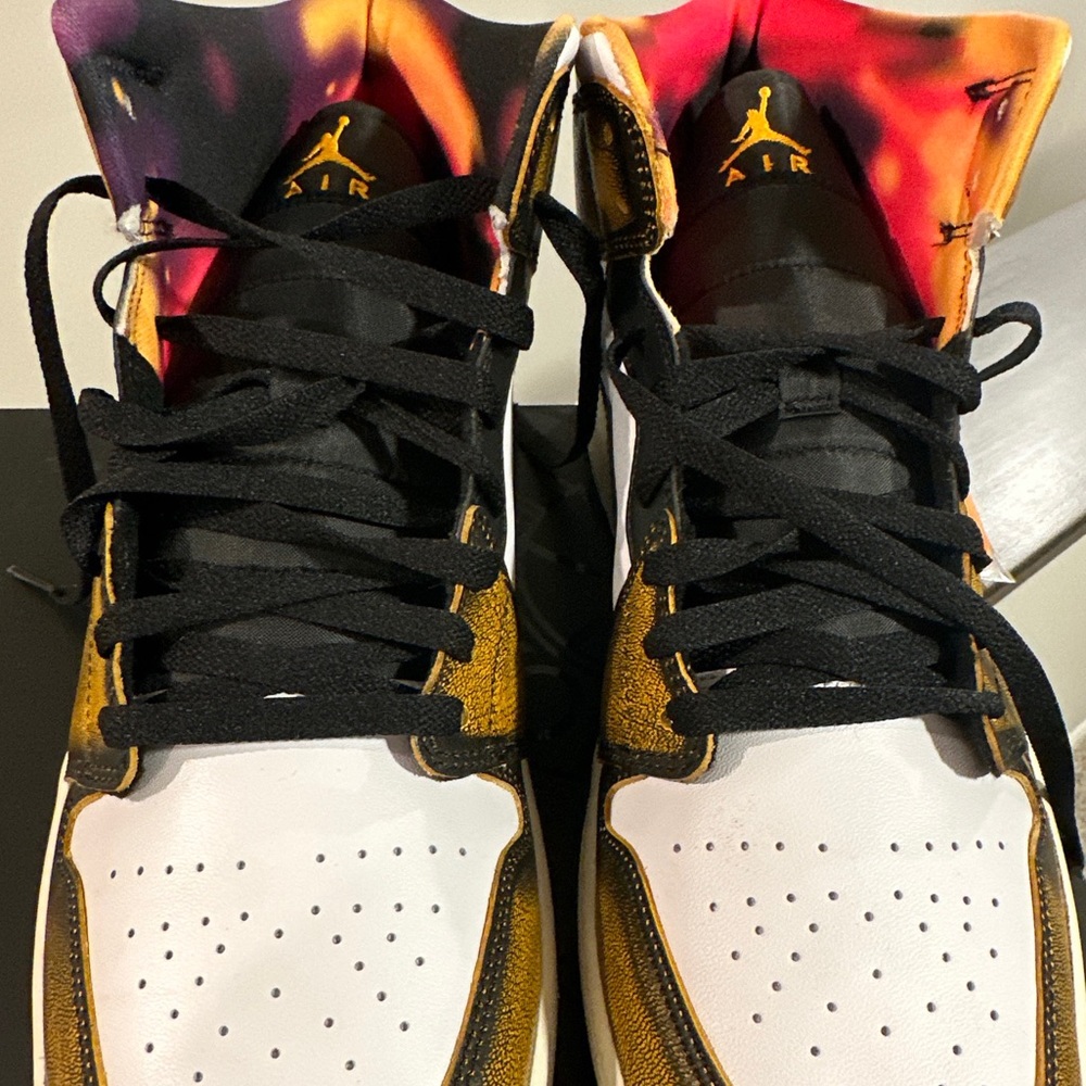 Nike Air Jordan 1 Mid SE Shoes Black White Taxi DQ8471-071 Men’s 13